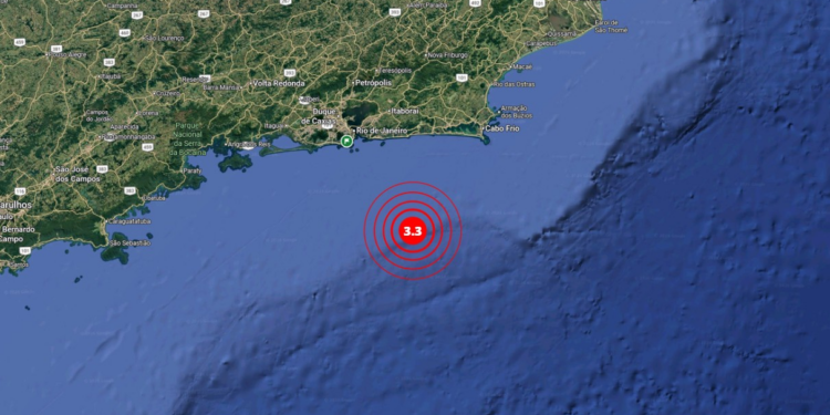 Tremor de terra de magnitude 3,3 é registrado no litoral do RJ
